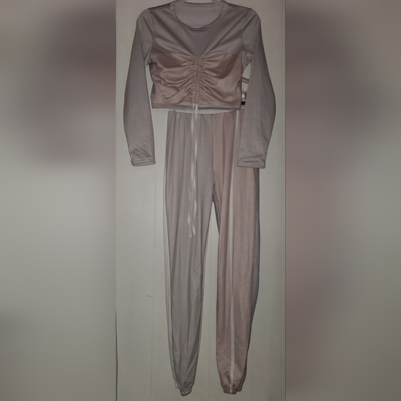 Drawstring Cute 2 piece Set - Picture 6 of 6